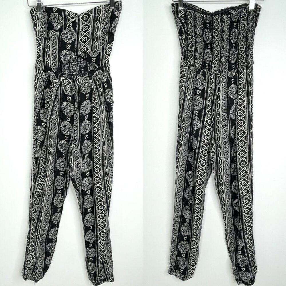 Hollister Peek-A-Boo Tribal Print Jumpsuit Small